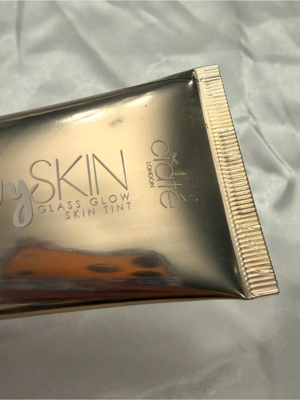 Ciate London Dewy Skin Glass Glow Skin Tint 1.01 fl oz Shade 010 New Makeup